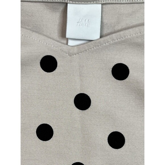H&M Women's Cropped Light Taupe Black Polka Dot Stretch Form Fitting Top Size M - Picture 2 of 7